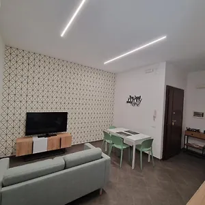 https://a-casa-di-cippi.it-romehotels.com